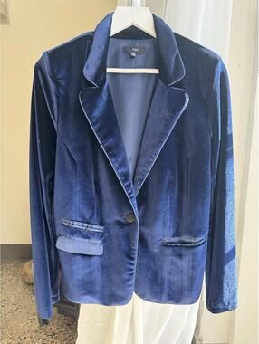 FATE By LFD Blazer Womens Medium M  Royal Blue Velvet Jacket Pockets Dressy